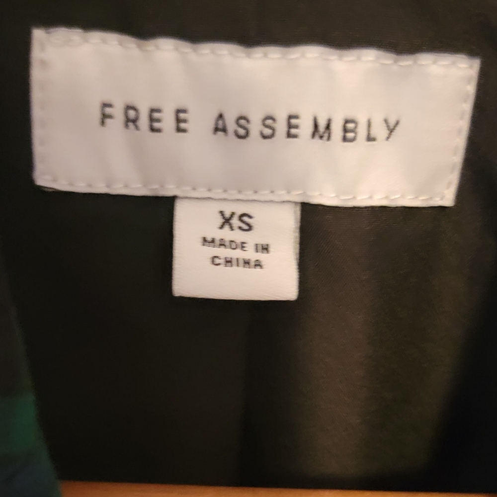 Free Assembly blazer - Picture 3 of 3